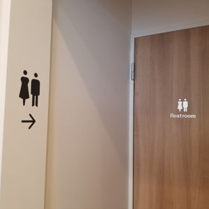 西台DCトイレサイン