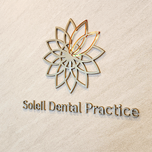 エンブレムサイン